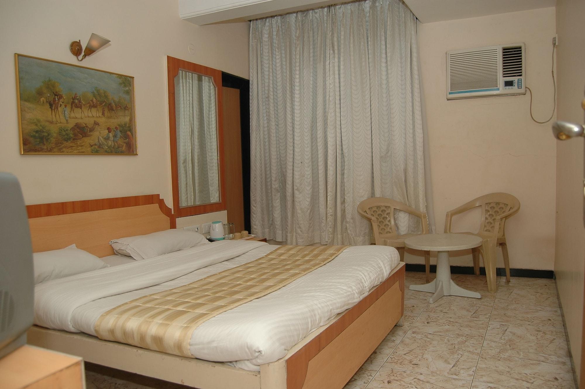 Hotel Alka Residency Thane Eksteriør bilde